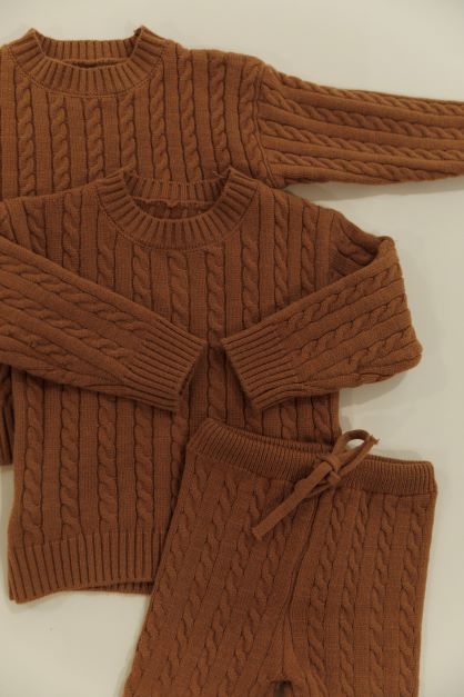 Amber Cable Knit Set
